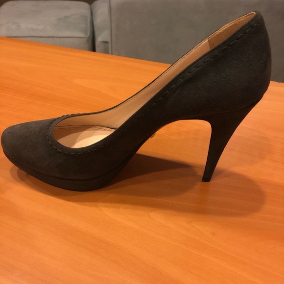 Prada grey suede platforms - Picture 2 of 6